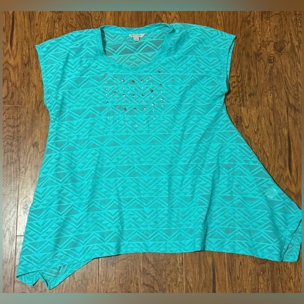 Laura Ashley Women’s Geometric Tunic-Style Top